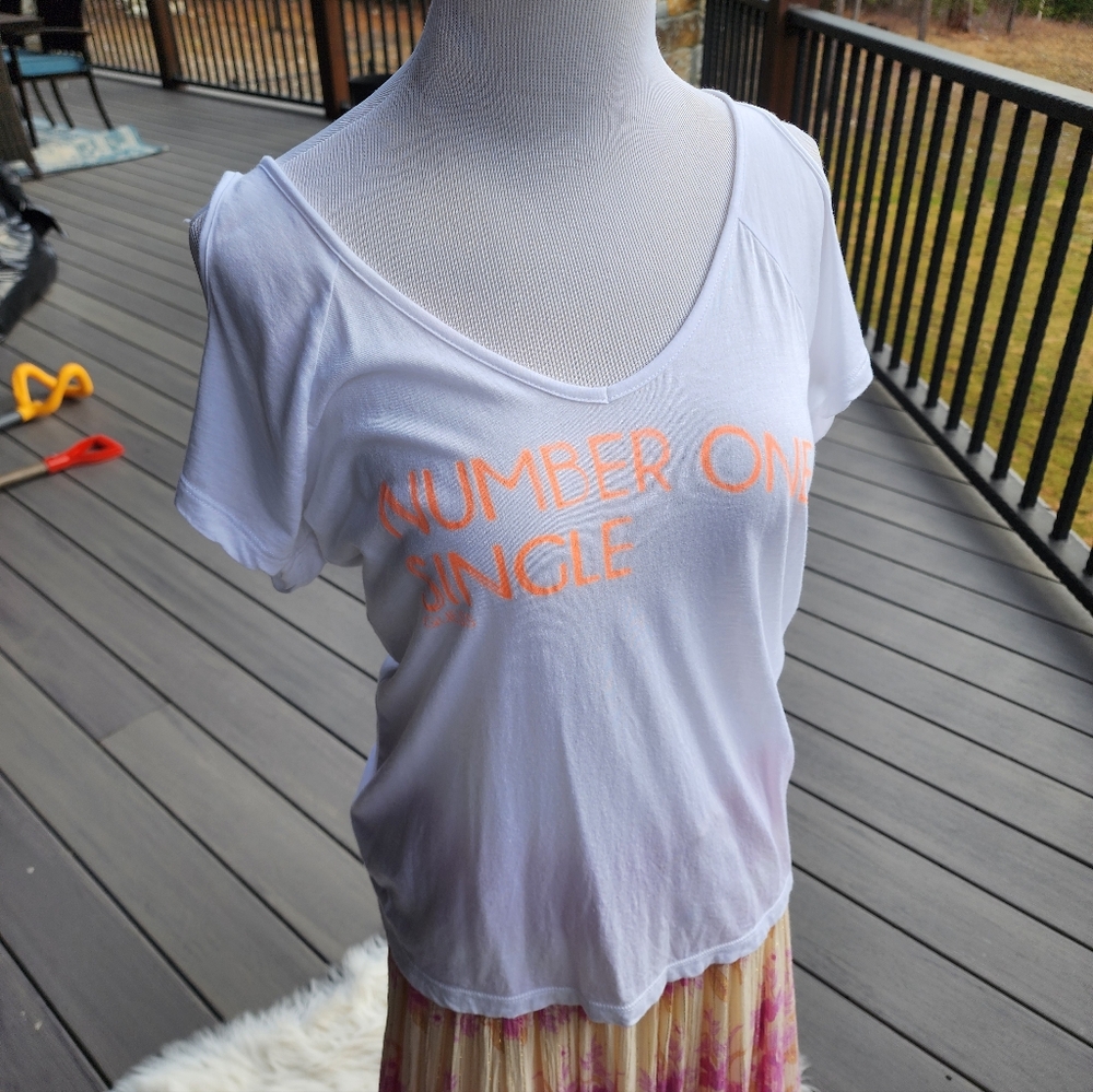 Guess White Graphic Open Shoulder Tee  Size S Cold Shoulder Basic Tee
